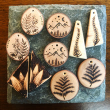 Load image into Gallery viewer, Natural wood earrings